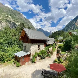  Chalet Ecrins